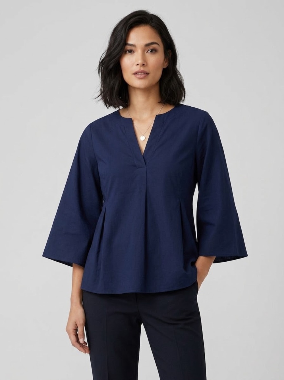 Vince Navy Blue Wide Sleeve V-Neck Pleated Blouse Top Size Small